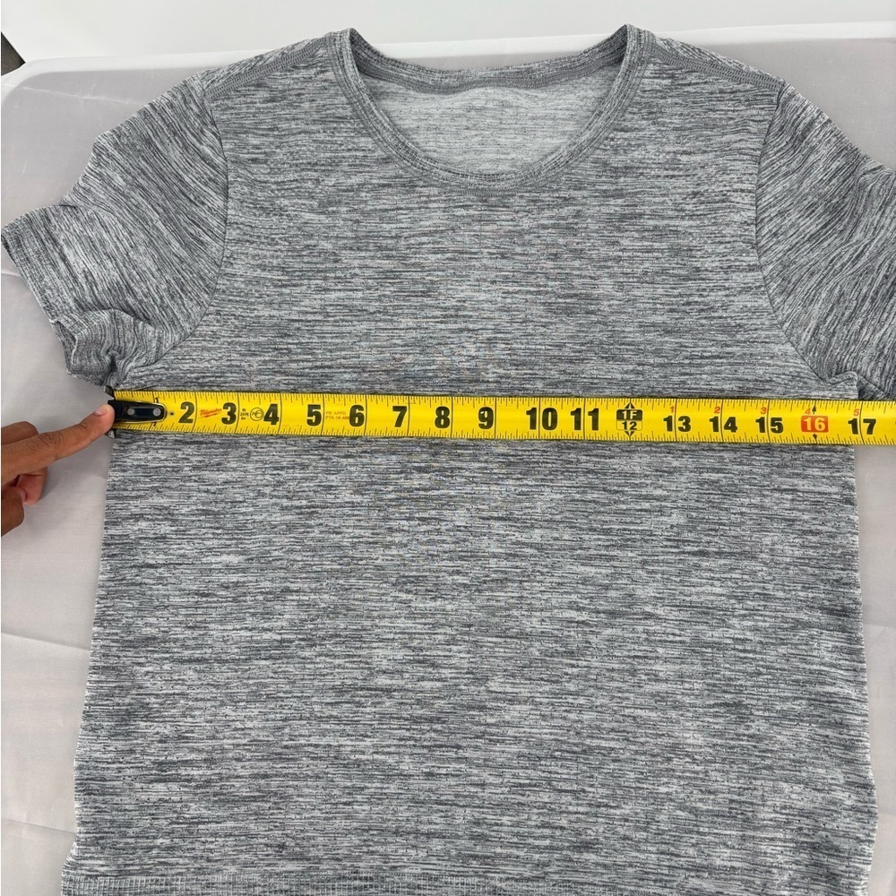 Athleta Seamless Heathered Gray Top - Picture 6 of 6